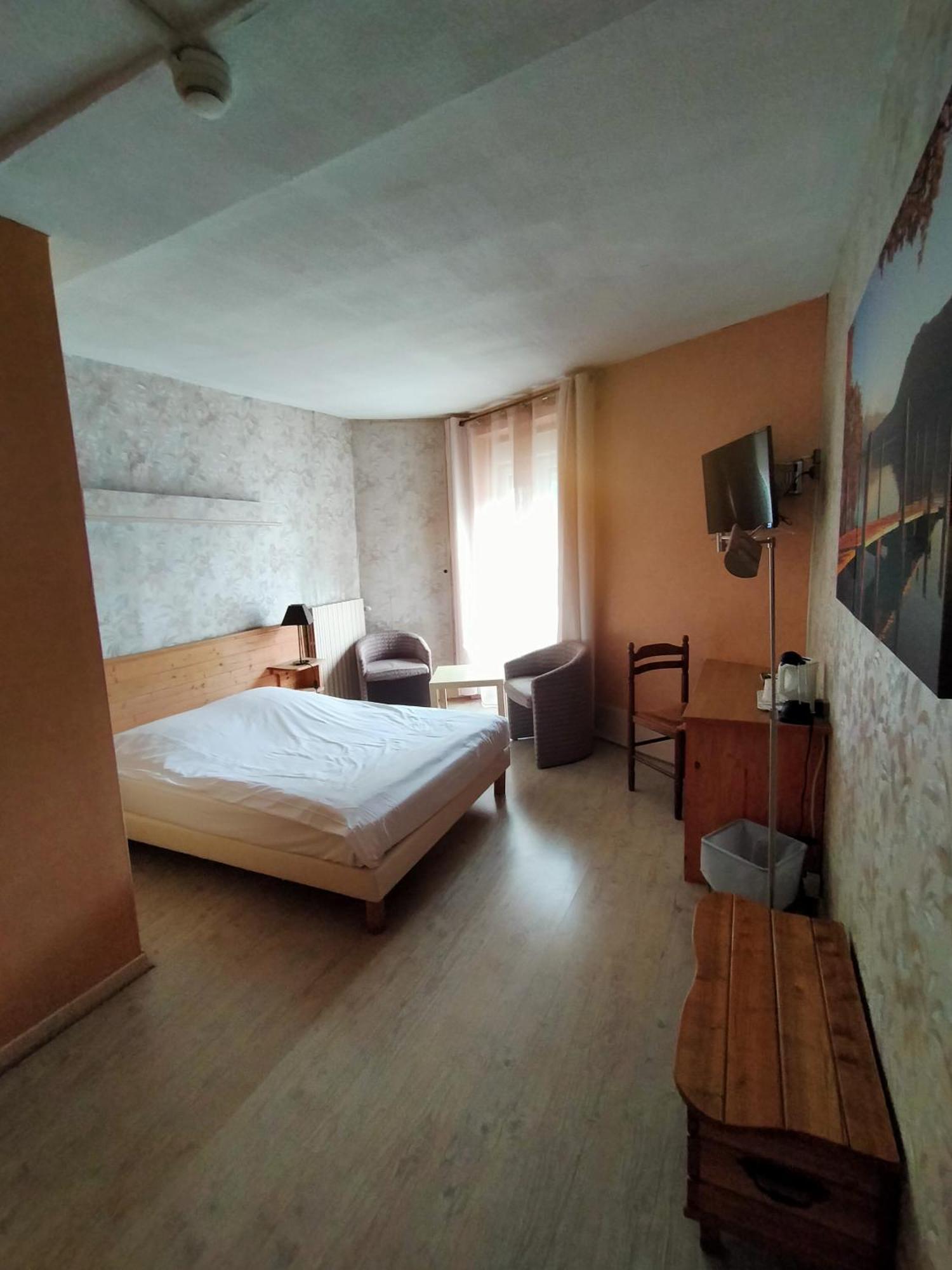 Hotel Les Alpes Allevard Quarto foto